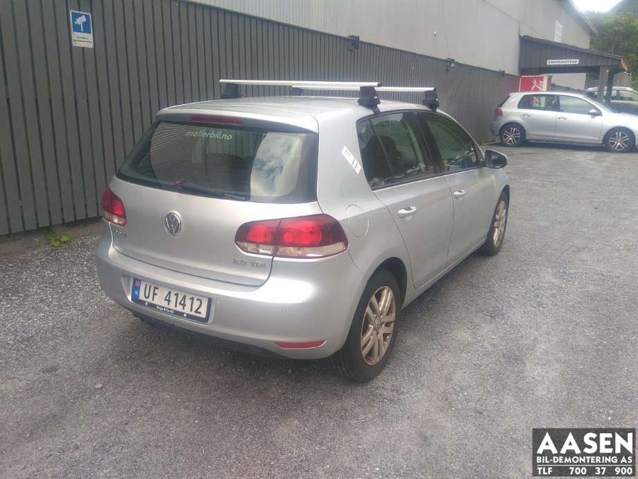 VW Golf VI 2008-2012 , Motorkode: CBA, Girkassekode: KRM