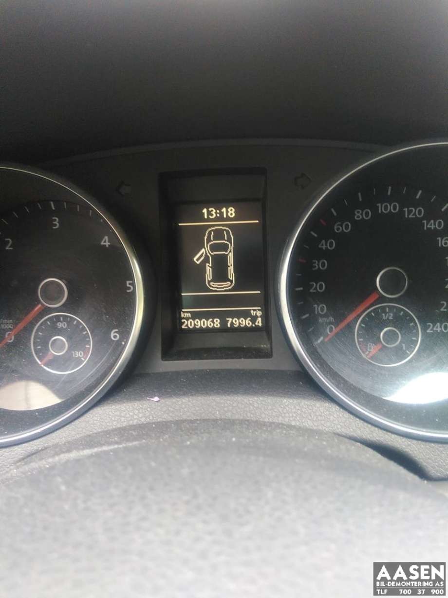VW Golf VI 2008-2012 , Motorkode: CBA, Girkassekode: KRM