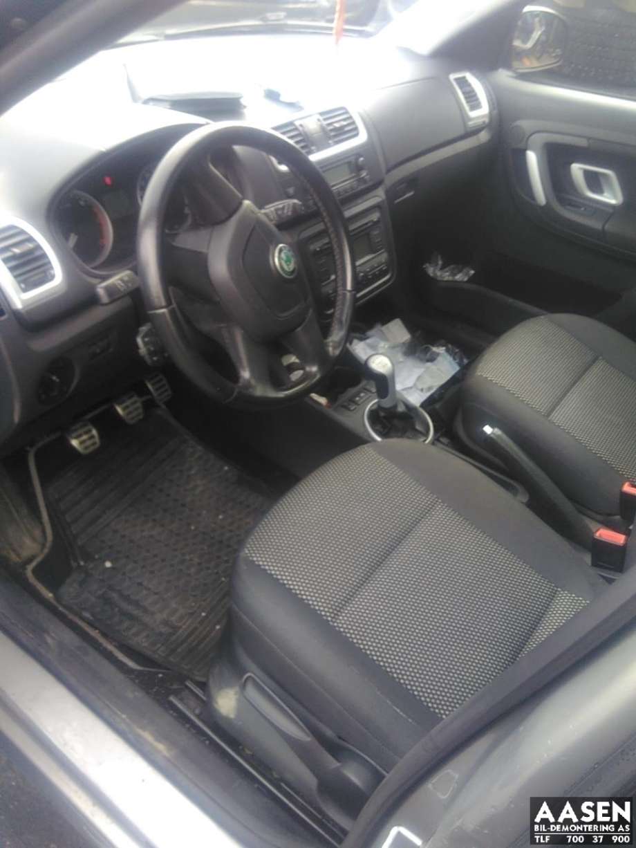 Škoda Roomster 2006-2010 (Fase 1) , Motorkode: BLS, Girkassekode: JXZ