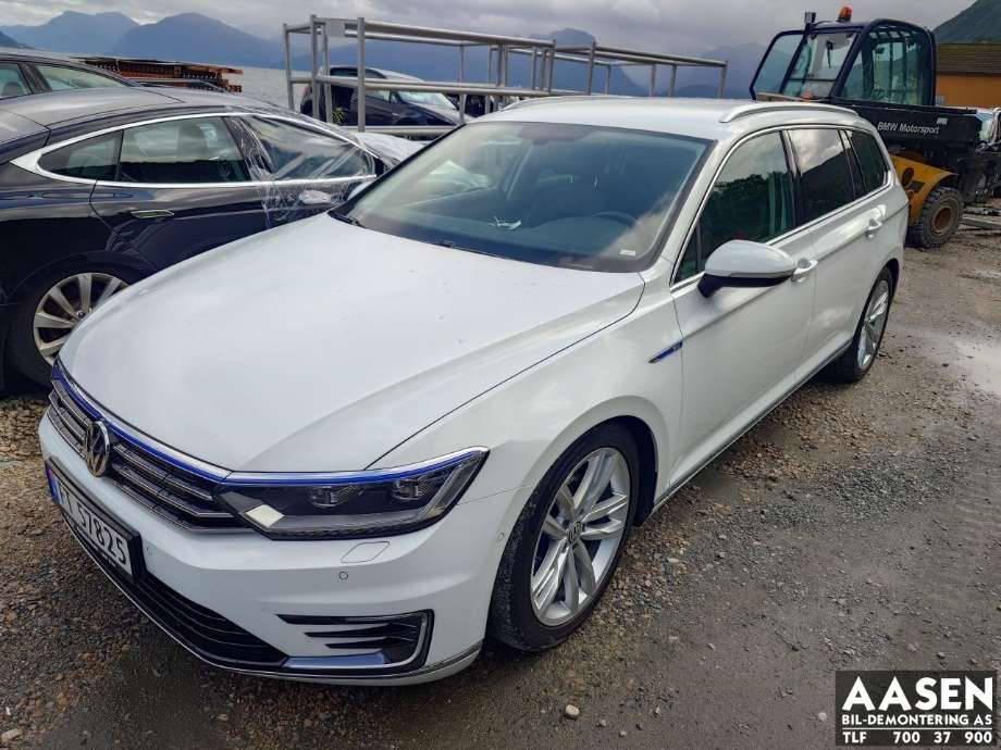 VW Passat 2015-2019 (Fase 1) (B8) (B8), Motorkode: CUK, Girkassekode: SCB