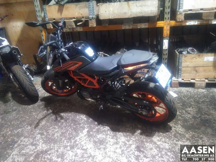 MC KTM 125 Duke 2023-->> , Motorkode: 935, Girkassekode: 