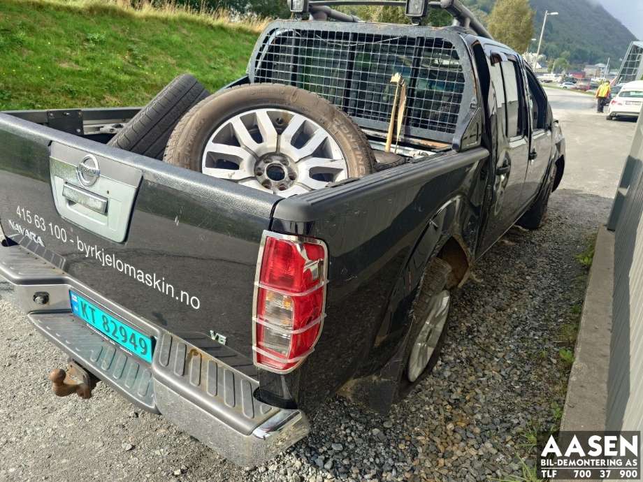 Nissan Navara 2010-2015 (Fase 2) (D40) (D40), Motorkode: V9X, Girkassekode: 