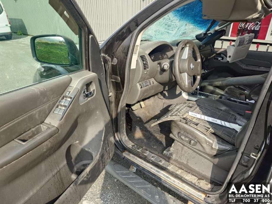 Nissan Navara 2010-2015 (Fase 2) (D40) (D40), Motorkode: V9X, Girkassekode: 