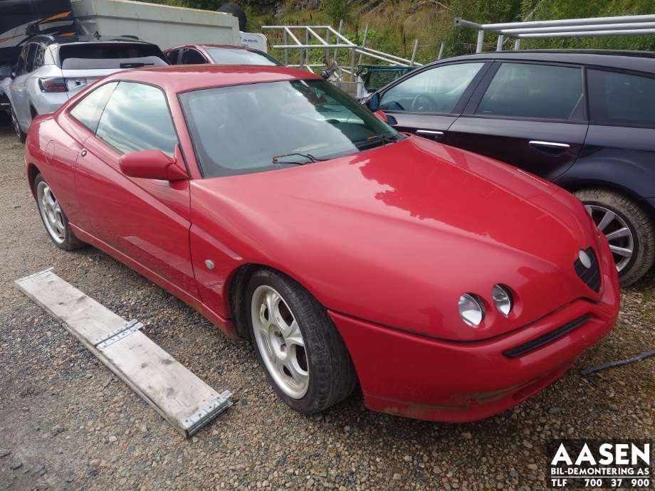 Alfa Romeo GTV, 1995-2003  delebil , Motorkode: 162.01