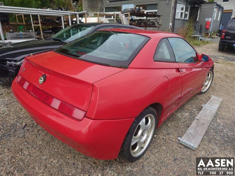Alfa Romeo GTV 1995-2003 , Motorkode: 162.01, Girkassekode: 