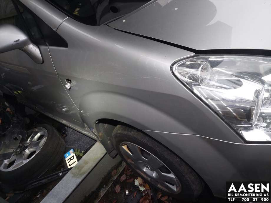 Toyota Verso 2004-2009 (Type II) , Motorkode: 2AD-FTV, Girkassekode: 