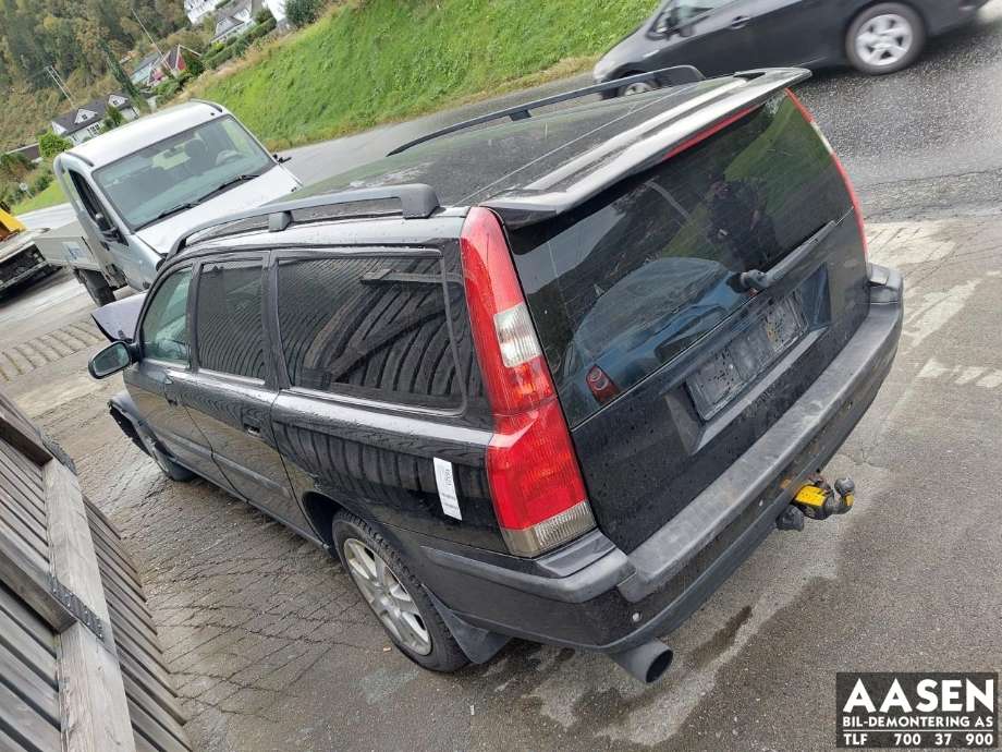Volvo V70 2000-2004 (Type II, Fase 1) , Motorkode: D5244T, Girkassekode: 8675147