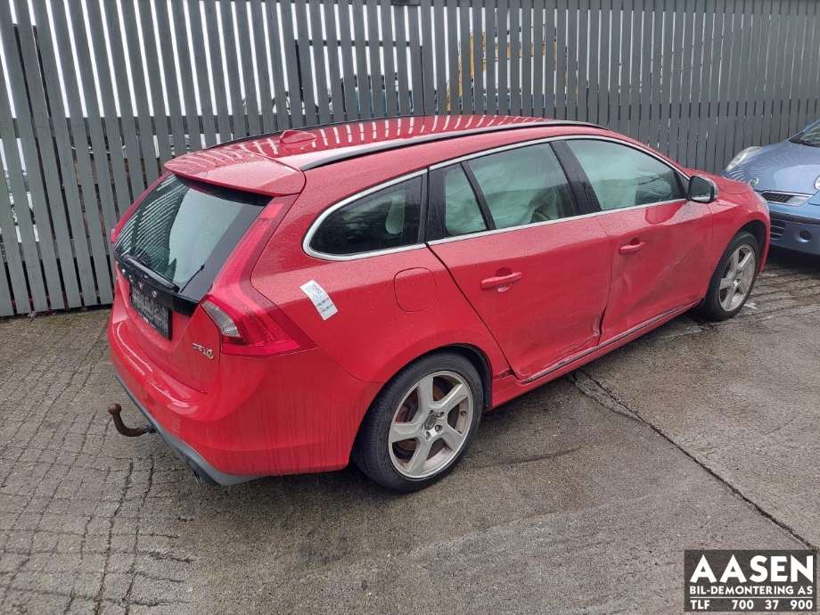 Volvo V60 2010-2013 (Type I, Fase 1) , Motorkode: D4162T, Girkassekode: 