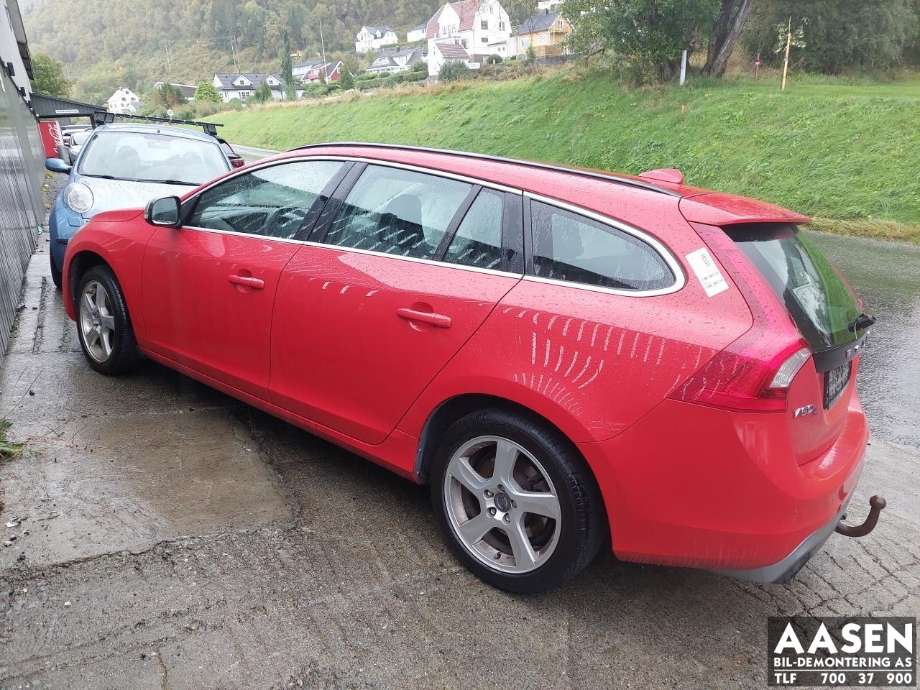 Volvo V60 2010-2013 (Type I, Fase 1) , Motorkode: D4162T, Girkassekode: 