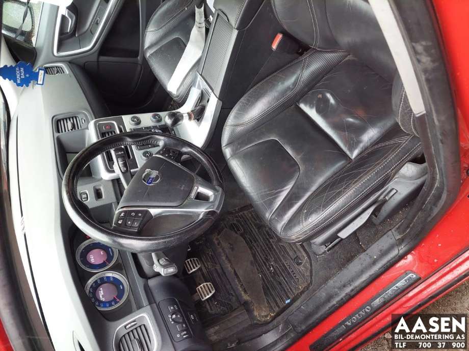 Volvo V60 2010-2013 (Type I, Fase 1) , Motorkode: D4162T, Girkassekode: 