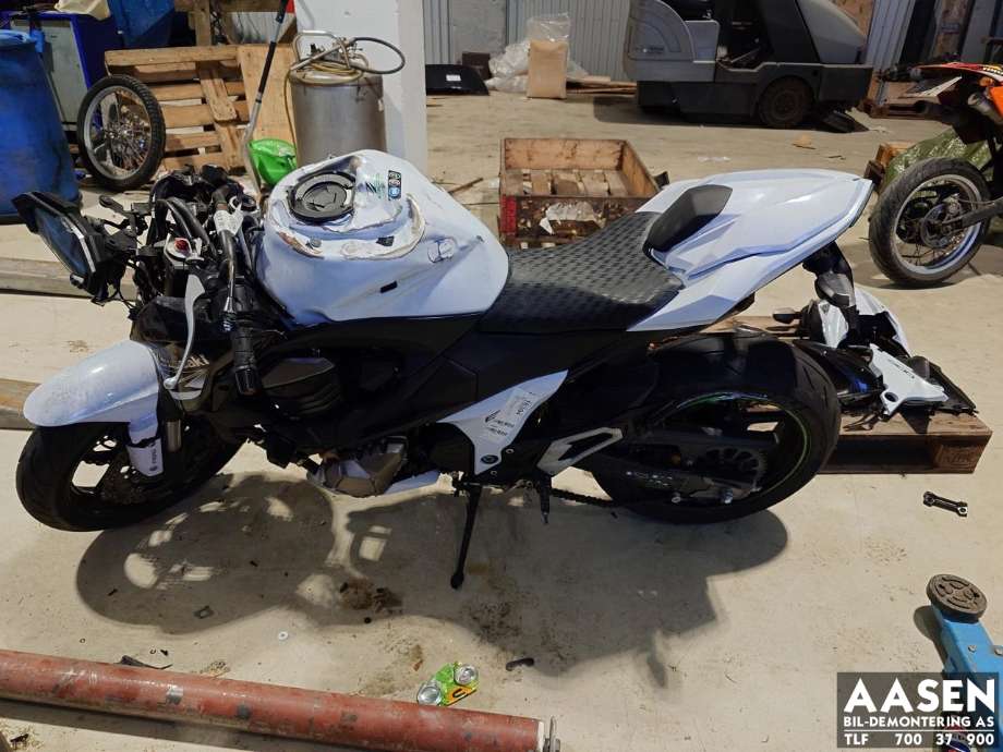 MC Kawasaki Z800 2013-2017 , Motorkode: ZR800AE, Girkassekode: 