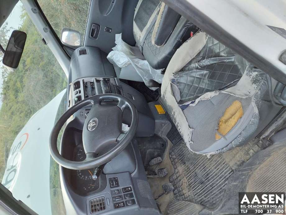 Toyota Hiace 2007-2012 (Fase 3) , Motorkode: 2KD-FTV, Girkassekode: 