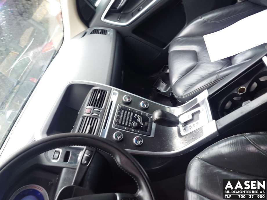 Volvo XC60 2008-2013 (Type I, Fase 1) , Motorkode: D5244T15, Girkassekode: 1283165