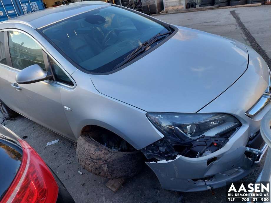 Opel Astra J 2010-2015 , Motorkode: A17DTE, Girkassekode: 
