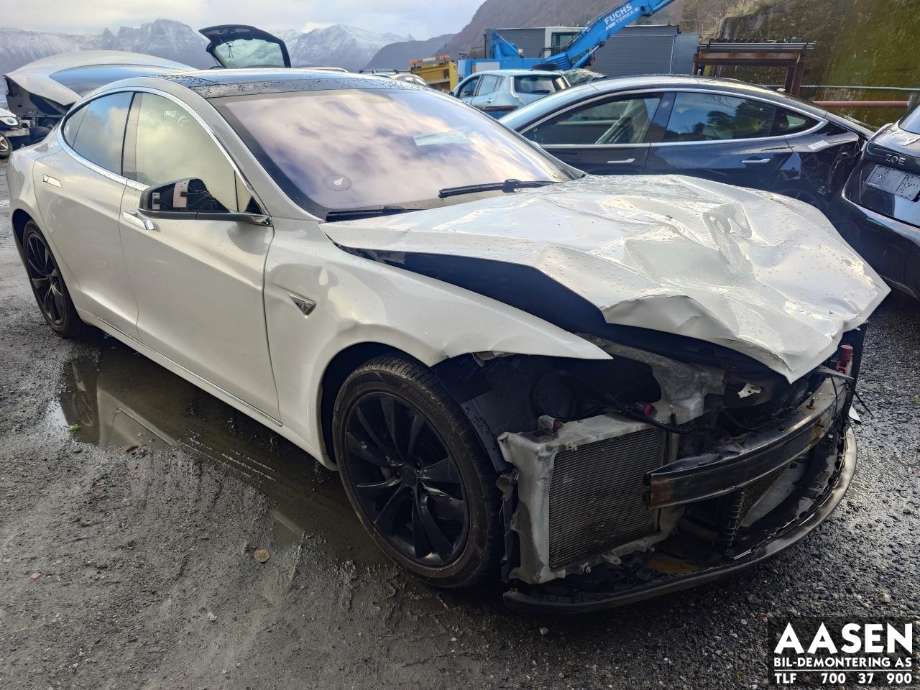 Tesla Model S 2013-2016 (Fase 1) , Motorkode: L1S, Girkassekode: 