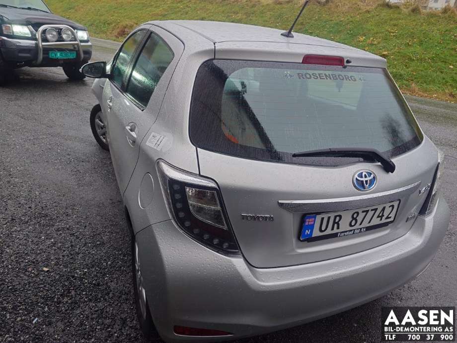 Toyota Yaris 2012-2014 (Type III, Fase 1) , Motorkode: 1NZ-FXE, Girkassekode: 