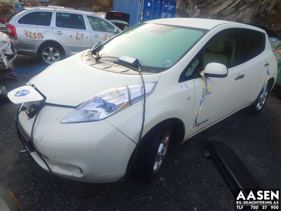 Nissan Leaf, 2011-2017 (Type I)  delebil , Motorkode: EM61