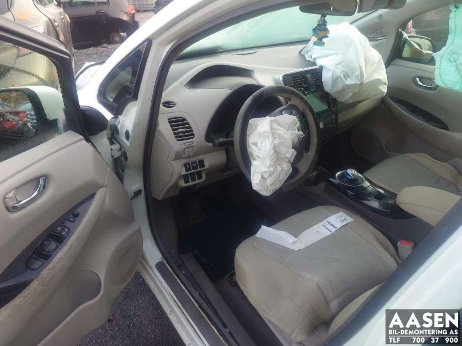 Nissan Leaf 2011-2017 (Type I) , Motorkode: EM61, Girkassekode: 