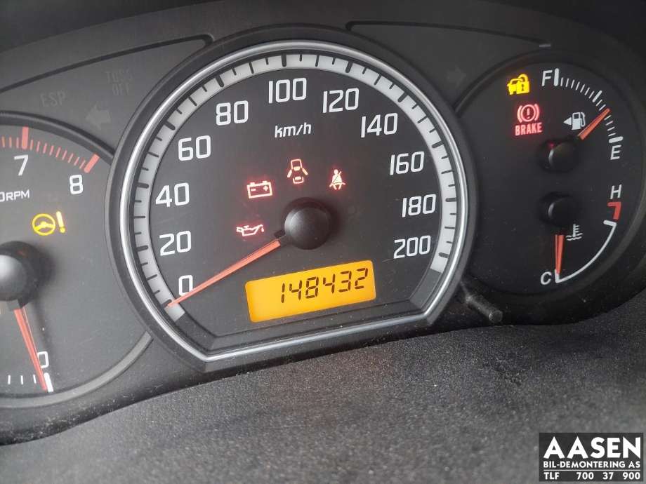 Suzuki Swift 2005-2010 , Motorkode: M13A-2100989, Girkassekode: 
