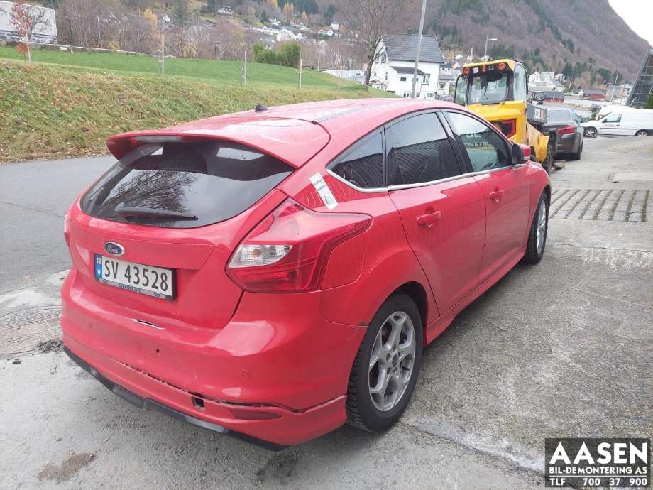 Ford Focus 2011-2014 (Type III, Fase 1) , Motorkode: M1DA, Girkassekode: B6