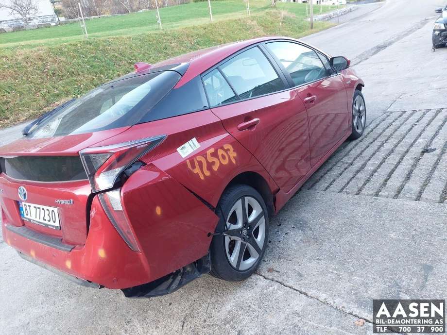 Toyota Prius 2016-2023 (Type IV) (combi) (combi), Motorkode: 2ZR-FXE, Girkassekode: 