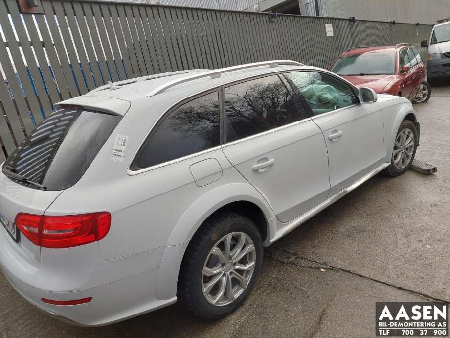 Audi A4, Allroad 2009-2016 (Type I) (B8) (B8), Motorkode: CGL, Girkassekode: 