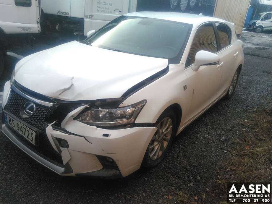 Lexus CT, 2010-2020  delebil , Motorkode: 2ZR-FXE