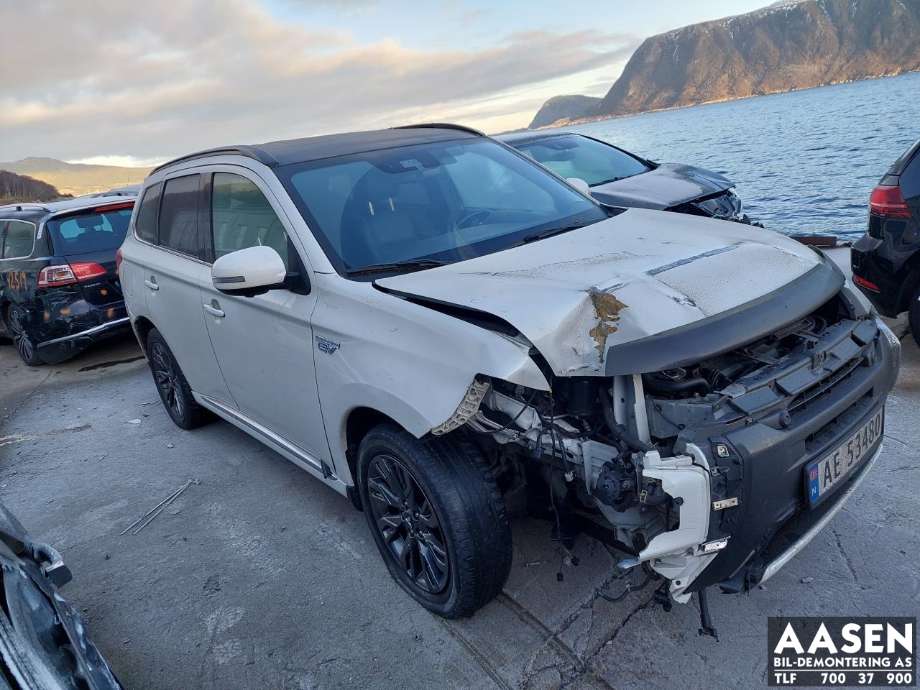 Mitsubishi Outlander 2015-->> (Type III, Fase 2) , Motorkode: 4B11|S61|Y61, Girkassekode: 