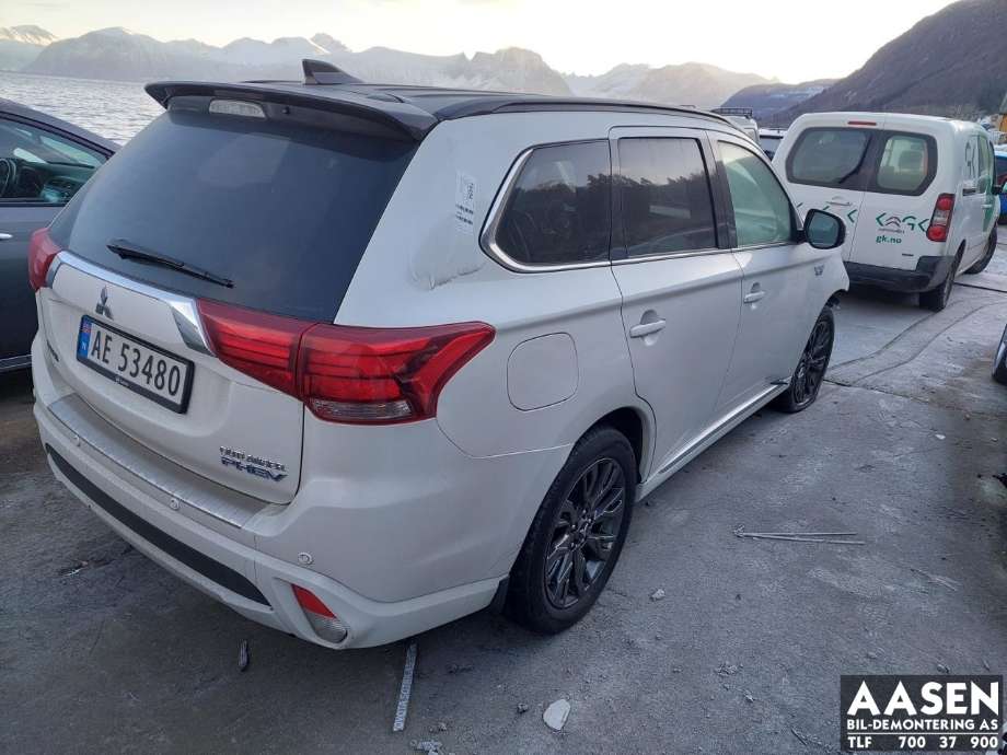 Mitsubishi Outlander 2015-->> (Type III, Fase 2) , Motorkode: 4B11|S61|Y61, Girkassekode: 