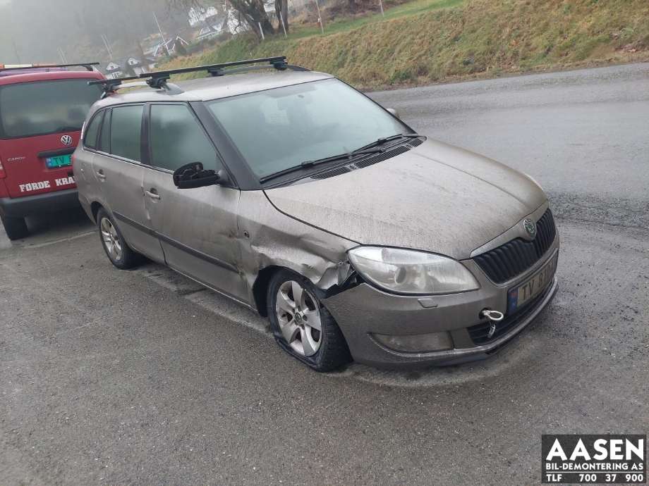 Škoda Fabia 2010-2014 (Type II, Fase 2) , Motorkode: CGPA, Girkassekode: LNR