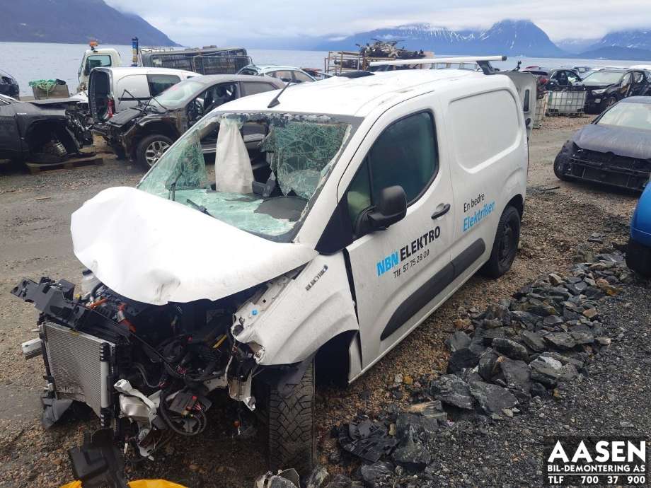 Toyota Proace City 2020-->> , Motorkode: ZK01, Girkassekode: 