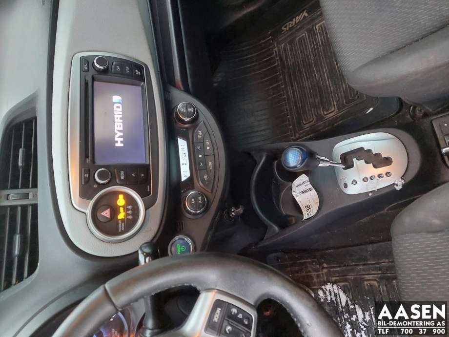 Toyota Yaris 2012-2014 (Type III, Fase 1) , Motorkode: 1NZ-FXE, Girkassekode: 