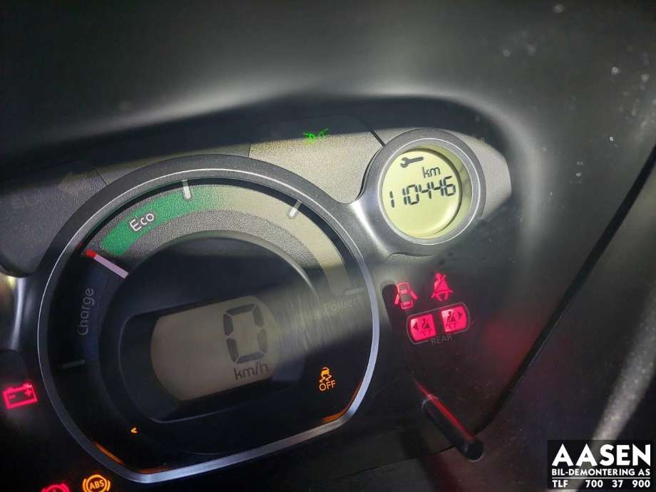 Peugeot iOn 2011-2020 , Motorkode: Y4F1, Girkassekode: 