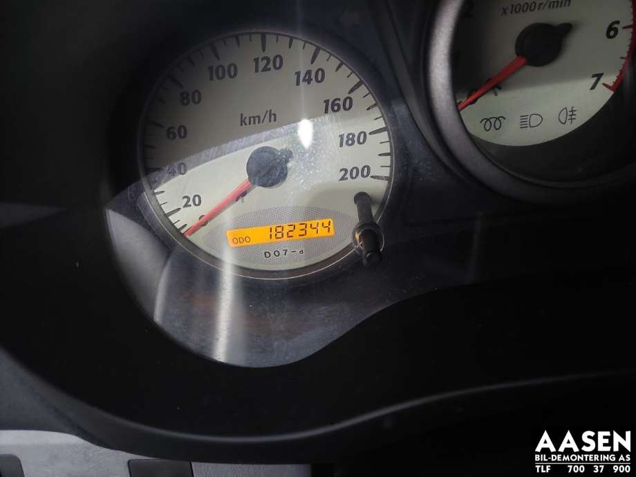 Toyota RAV4 2000-2006 (Type II) , Motorkode: 1CD-FTV, Girkassekode: 