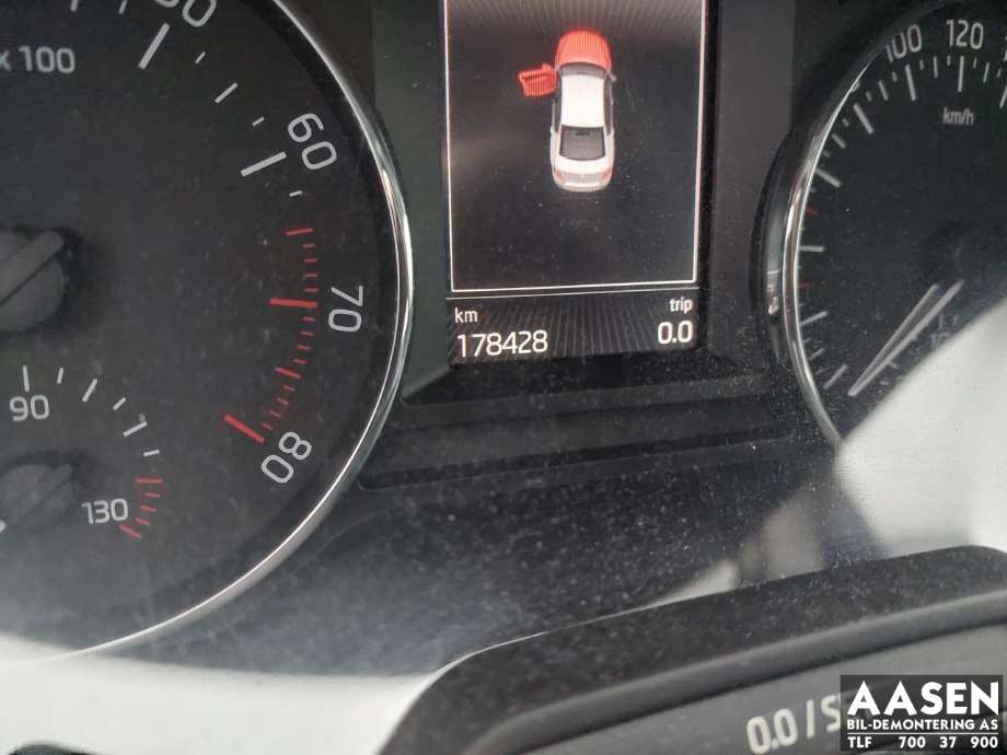 Škoda Octavia 2013-2016 (Type III, Fase 1) , Motorkode: CJS, Girkassekode: 