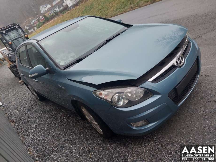 Hyundai i30 2007-2012 (Type I) , Motorkode: D4FB-IPB, Girkassekode: 