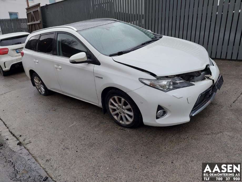 Toyota Auris 2013-2015 (Type II, Fase 1) , Motorkode: 2ZR-FXE, Girkassekode: 