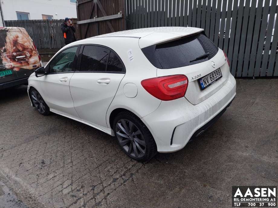 Mercedes A-Klasse 2012-2018 (W176) (W176), Motorkode: 651930, Girkassekode: 