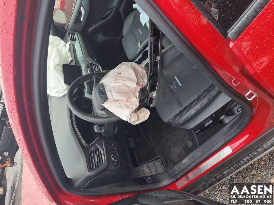 Ford Focus 2018-->> (Type IV) , Motorkode: B7DA, Girkassekode: 8F24