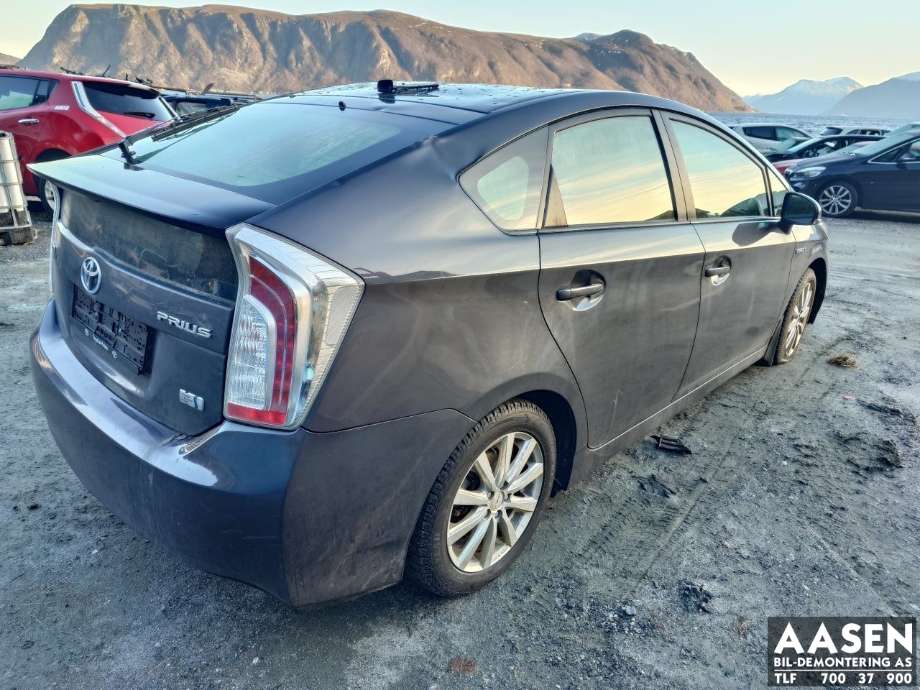 Toyota Prius 2009-2016 (Type III) (COMBI) (COMBI), Motorkode: 2ZR-FXE, Girkassekode: 
