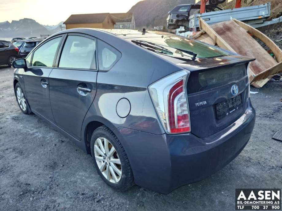 Toyota Prius 2009-2016 (Type III) (COMBI) (COMBI), Motorkode: 2ZR-FXE, Girkassekode: 