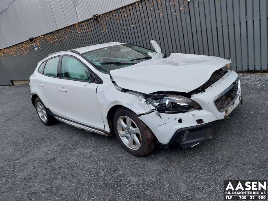 Volvo V40 2012-2019 , Motorkode: 6906334, Girkassekode: 1285217