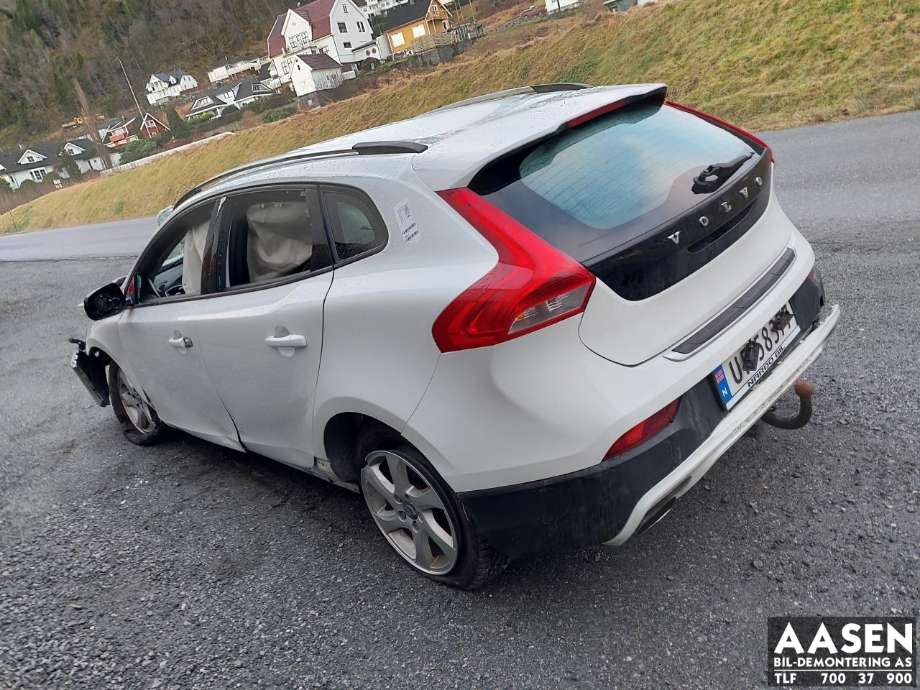 Volvo V40 2012-2019 , Motorkode: 6906334, Girkassekode: 1285217