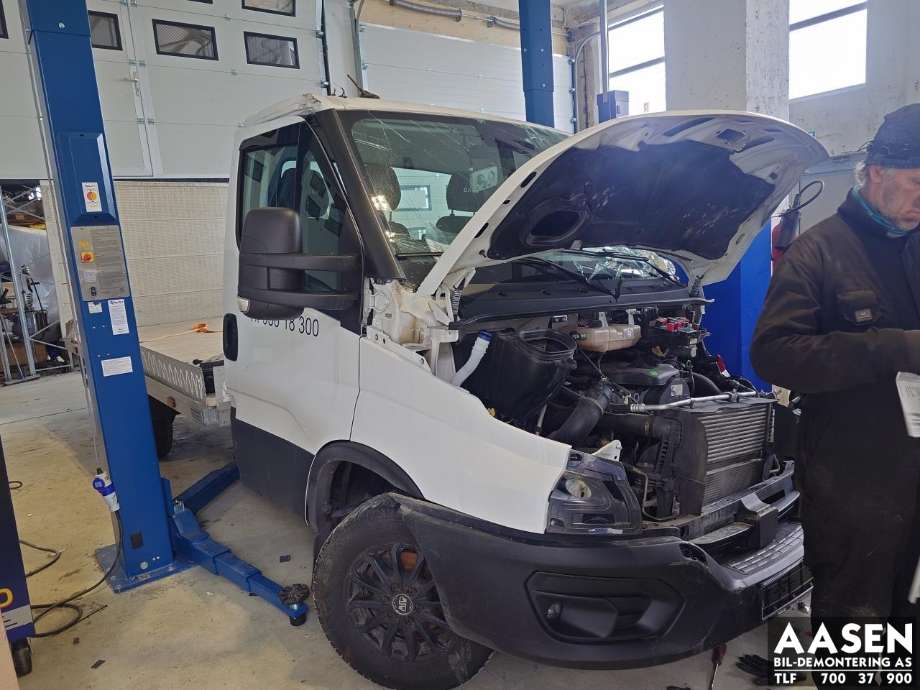 Iveco Daily 2014-->> (Type VI) , Motorkode: F1AGL411A*H, Girkassekode: 