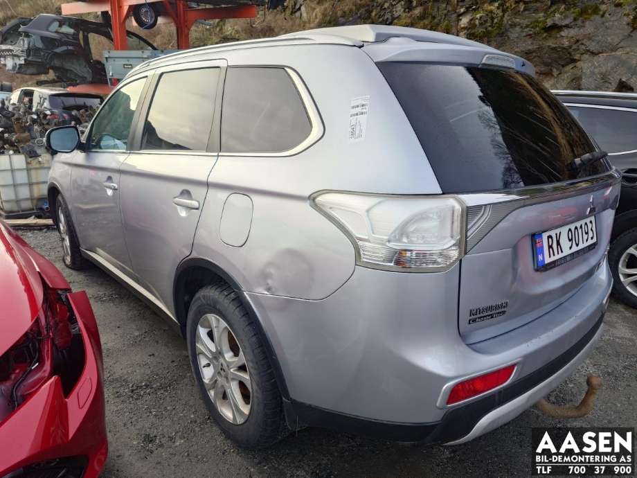 Mitsubishi Outlander 2012-2015 (Type III, Fase 1) , Motorkode: 4J11-0-32L, Girkassekode: 