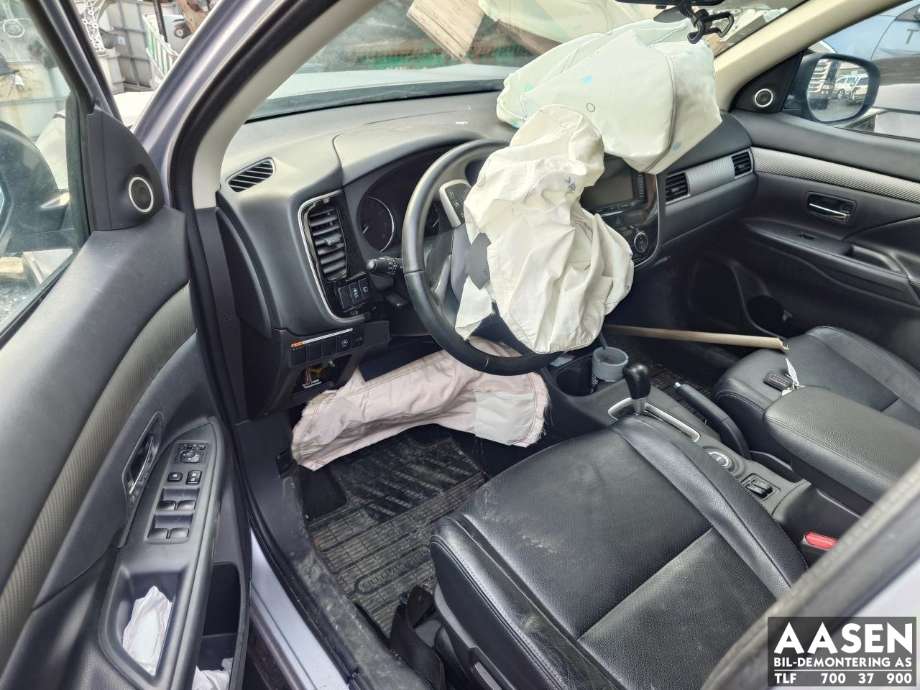 Mitsubishi Outlander 2012-2015 (Type III, Fase 1) , Motorkode: 4J11-0-32L, Girkassekode: 