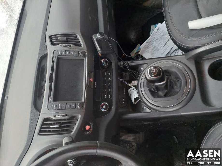 Kia Sportage 2010-2016 (Type III) , Motorkode: D4FD, Girkassekode: 
