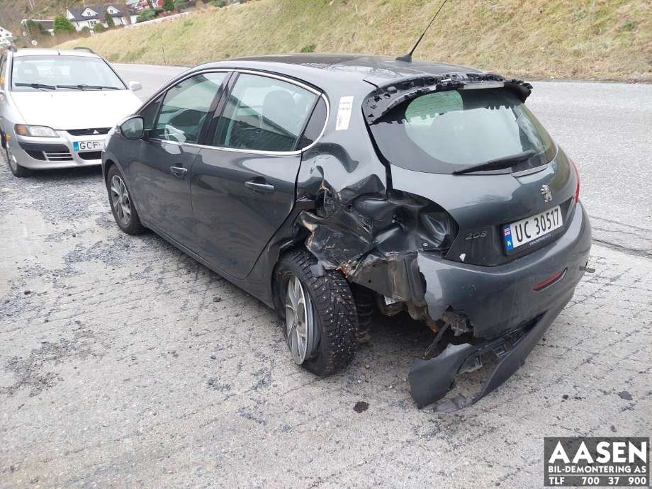 Peugeot 208 2012-2019 (Type I) , Motorkode: HM01, Girkassekode: 