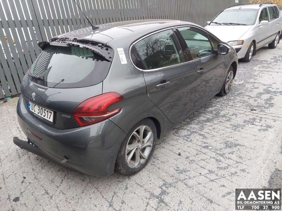 Peugeot 208 2012-2019 (Type I) , Motorkode: HM01, Girkassekode: 