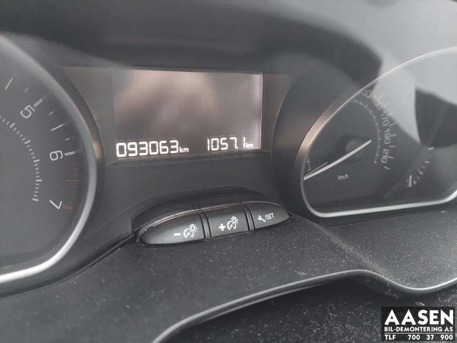 Peugeot 208 2012-2019 (Type I) , Motorkode: HM01, Girkassekode: 